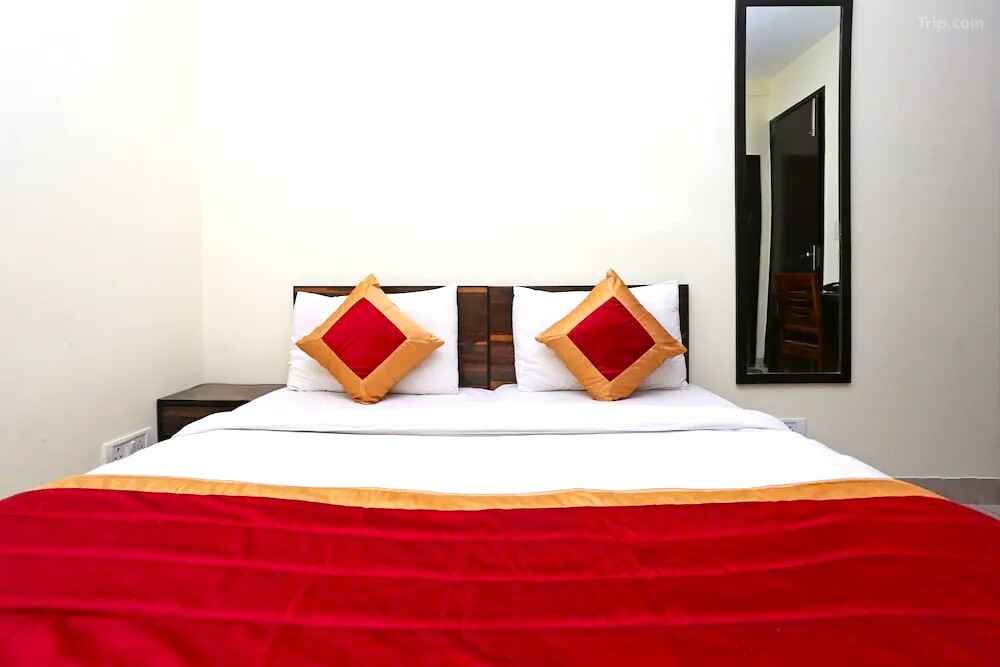 EasExplore Hotel Em Residency