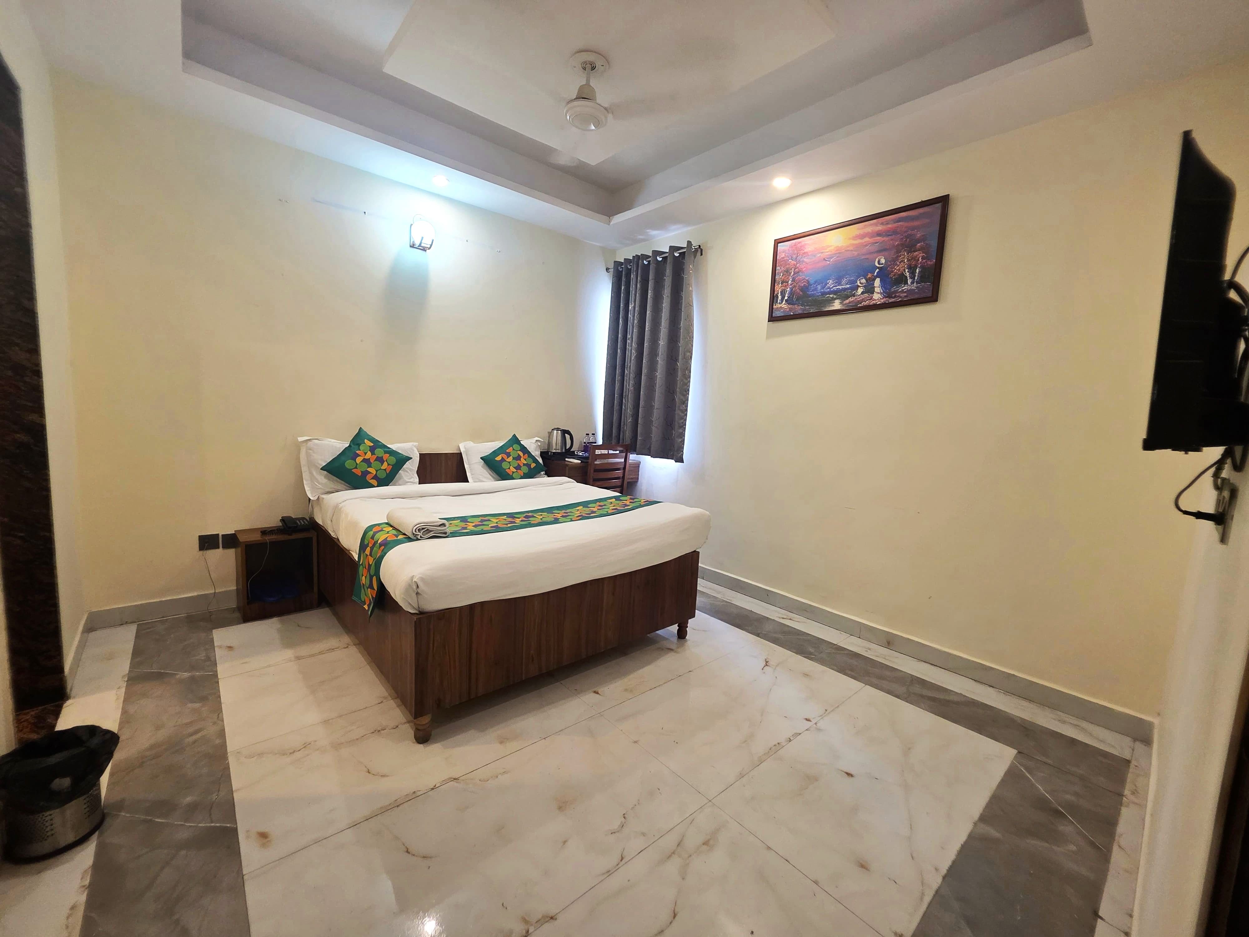 EasExplore Hotel Grand Vista