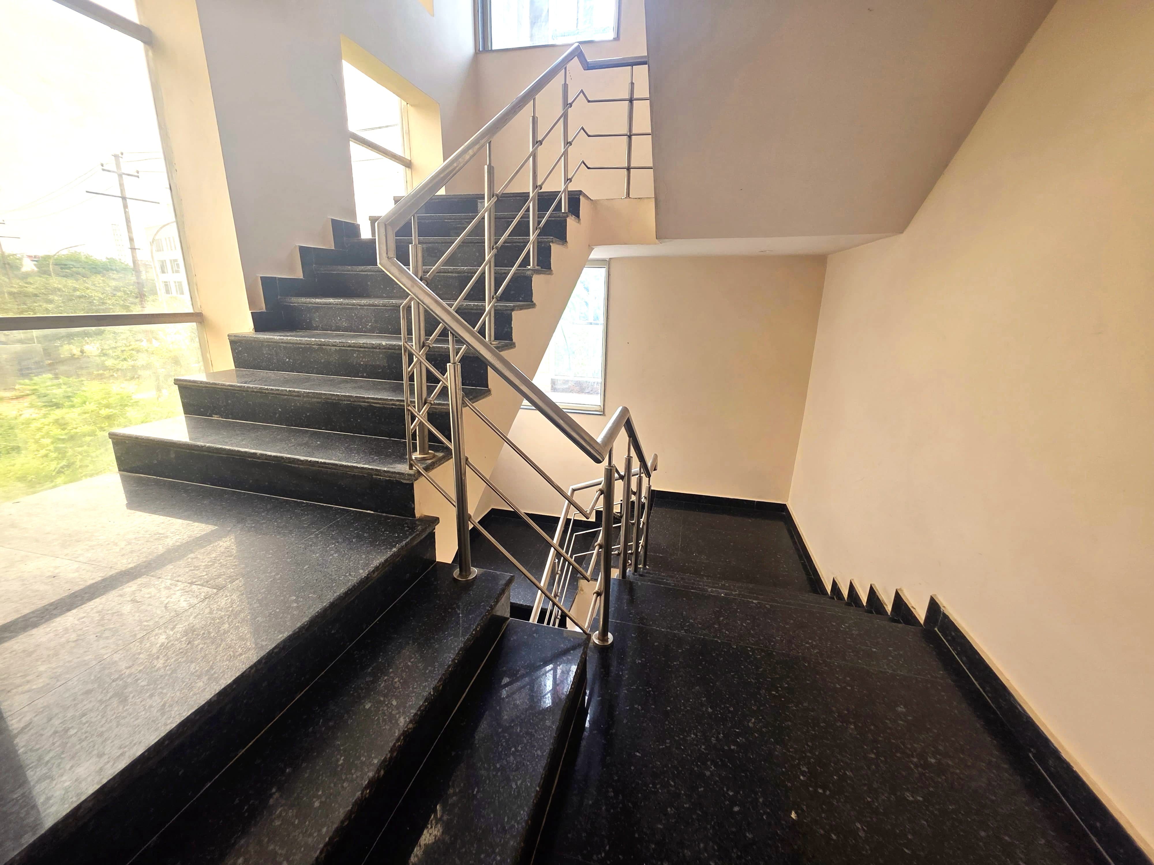 EasExplore Hotel Grand Vista